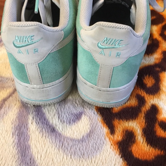 AIR FORCE 1 - Picture 1 of 4